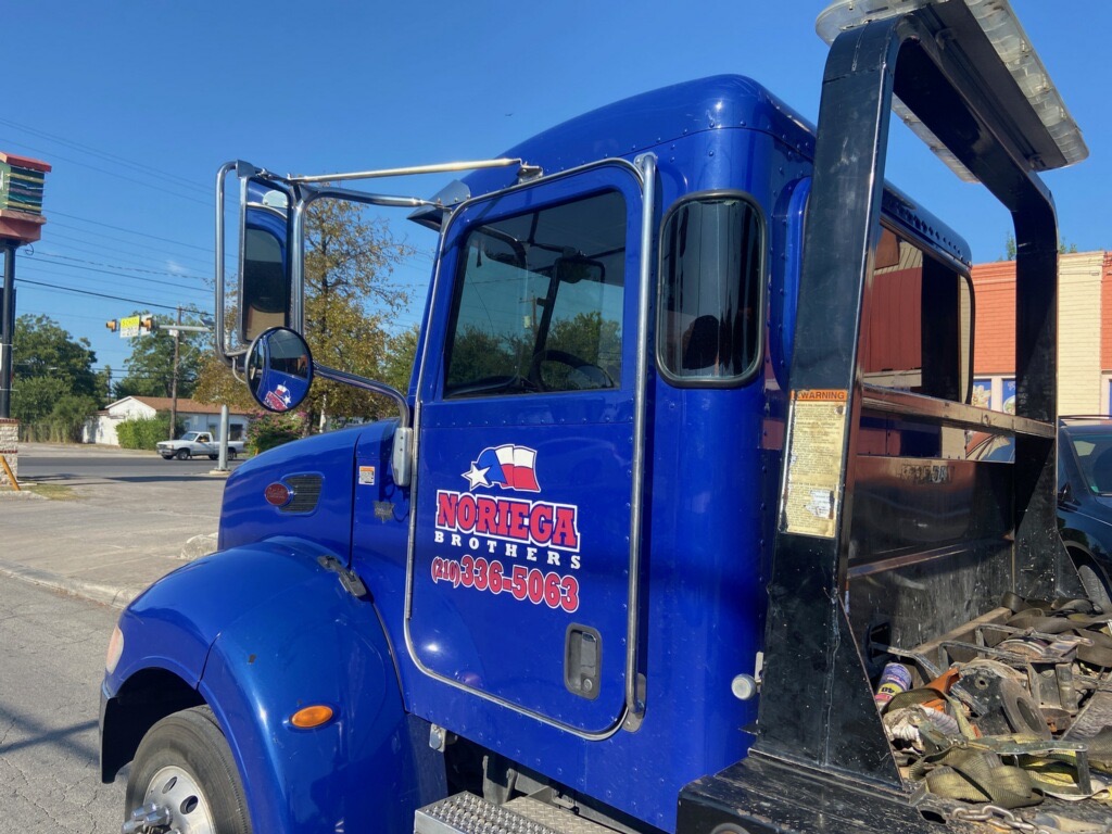GALLERY Noriega Brothers Towing San Antonio, TX Jump Start for Dead