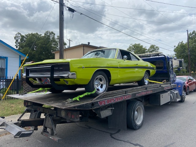 Towing fully restored \'69 Dodge Charger from San Antonio to Somerset