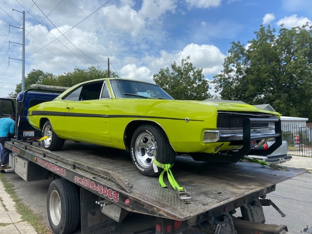 Towing fully restored \'69 Dodge Charger from San Antonio to Somerset